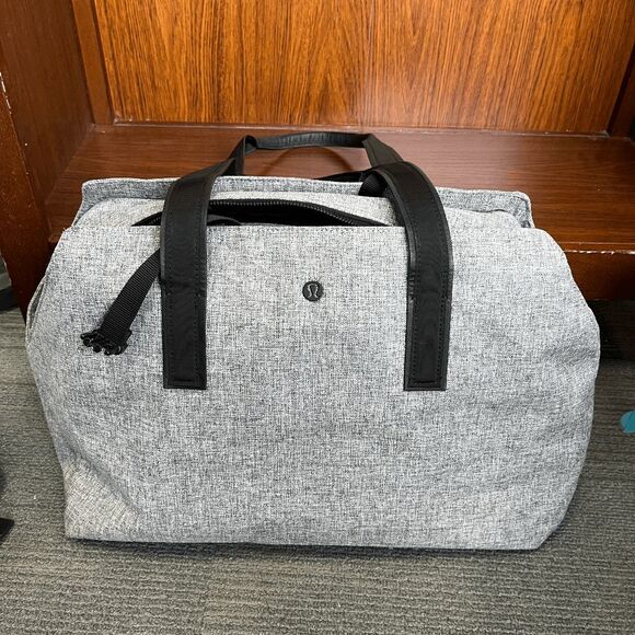 Lululemon Go Getter Bag Heathered Black 26L Gym Tote Laptop Pocket - Picture 8 of 12